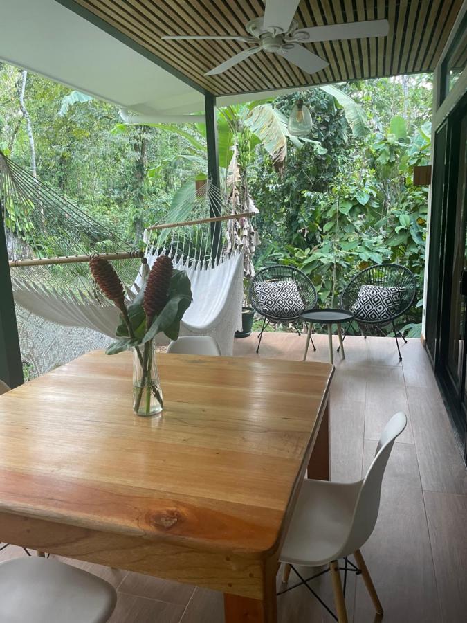 Caribbean Irie - Charming, Luxurious Bungalow In Nature With Ac & Fiber Optic Wifi Puerto Viejo de Talamanca Luaran gambar